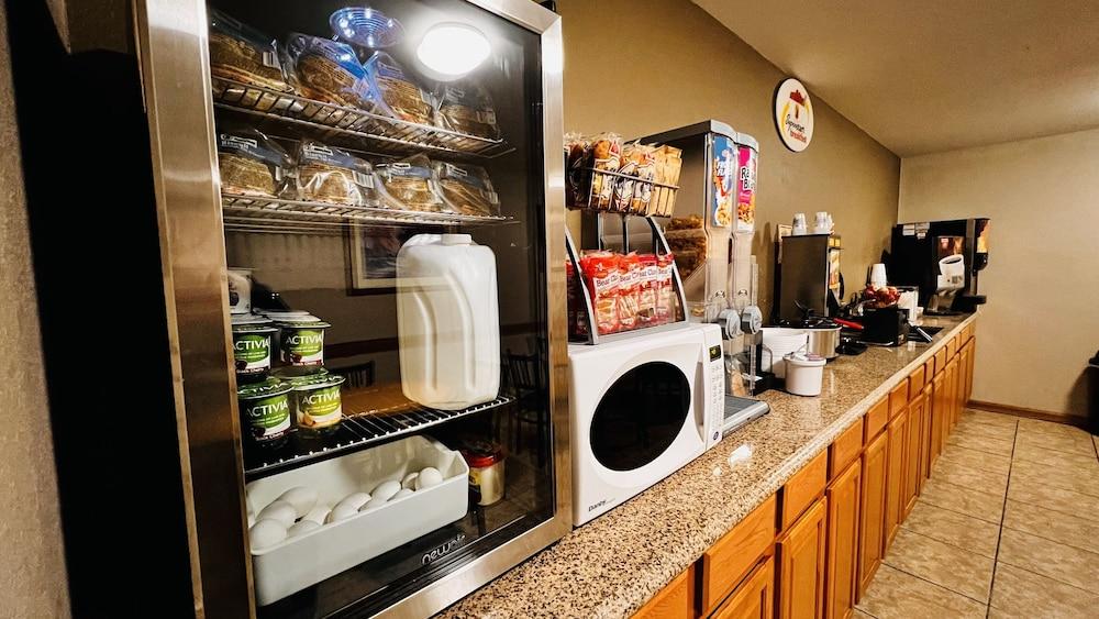 ซูเปอร์ 8 บาย วินด์แฮม ฟรีมอนต์ เนแบรสกา Motel Fremont ภายนอก รูปภาพ